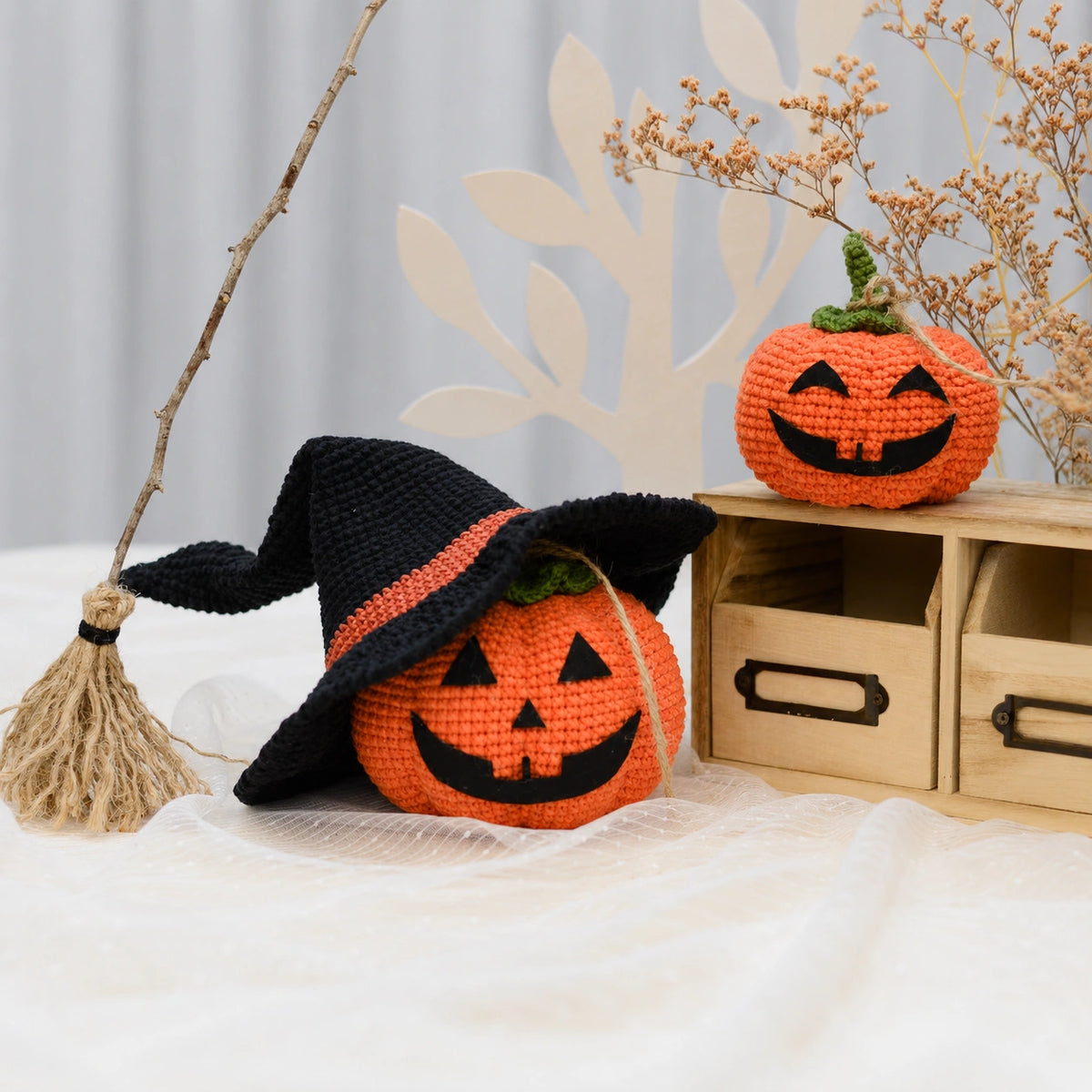 Halloween-Kürbisse Amigurumi – PDF-Häkelanleitung für süße Kürbis-Deko