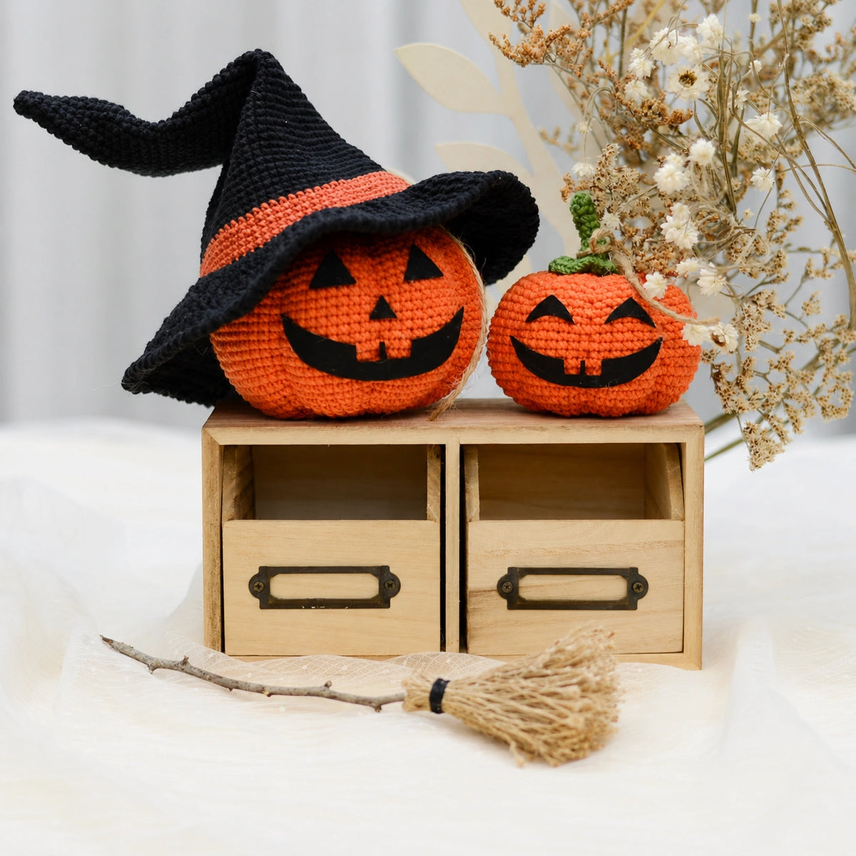 Halloween-Kürbisse Amigurumi – PDF-Häkelanleitung für süße Kürbis-Deko