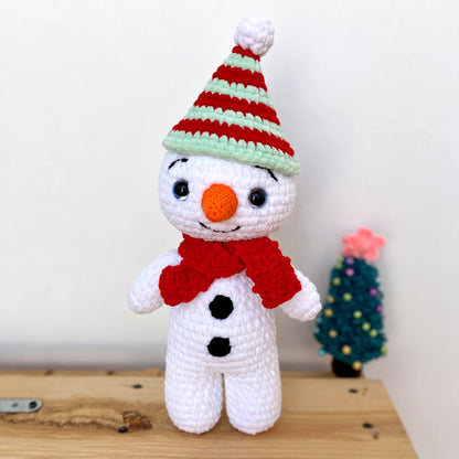 Häkelanleitung Rentier, Lebkuchenmann & Schneemann – Weihnachts-Amigurumi 3er-Set (PDF)