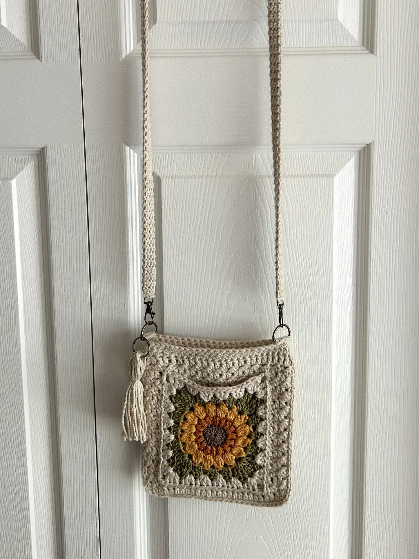 Sonnenblumen Granny Square Tasche – Digitale PDF-Häkelanleitung für Crossbody Bag
