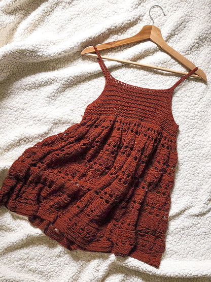 Häkelanleitung Love in Her Eyes – Verspieltes Babydoll-Kleid als PDF